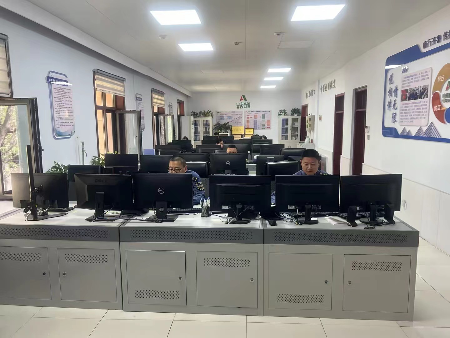 fcef3bb284a4bbc04fd0daed870e332 fcef3bb284a4bbc04fd0daed870e332