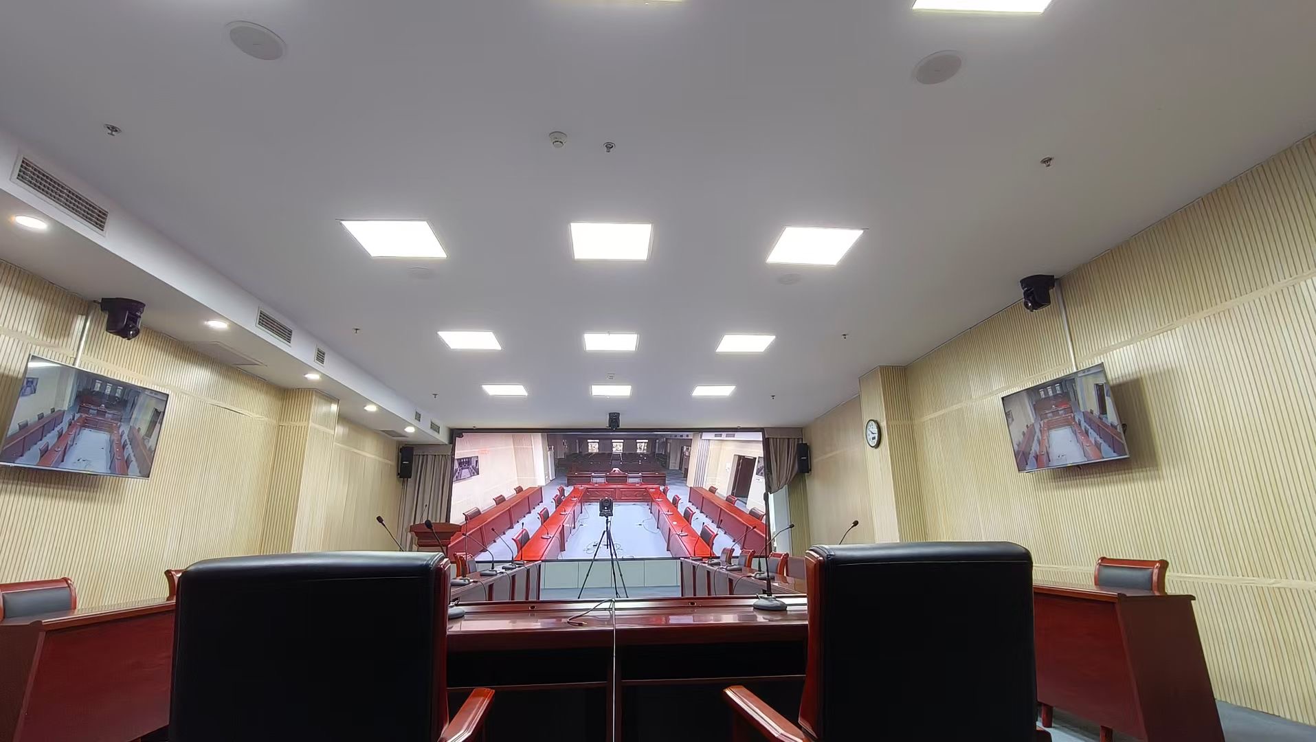 9ecf26e7-57ae-4582-8b2f-81061ecb2b68