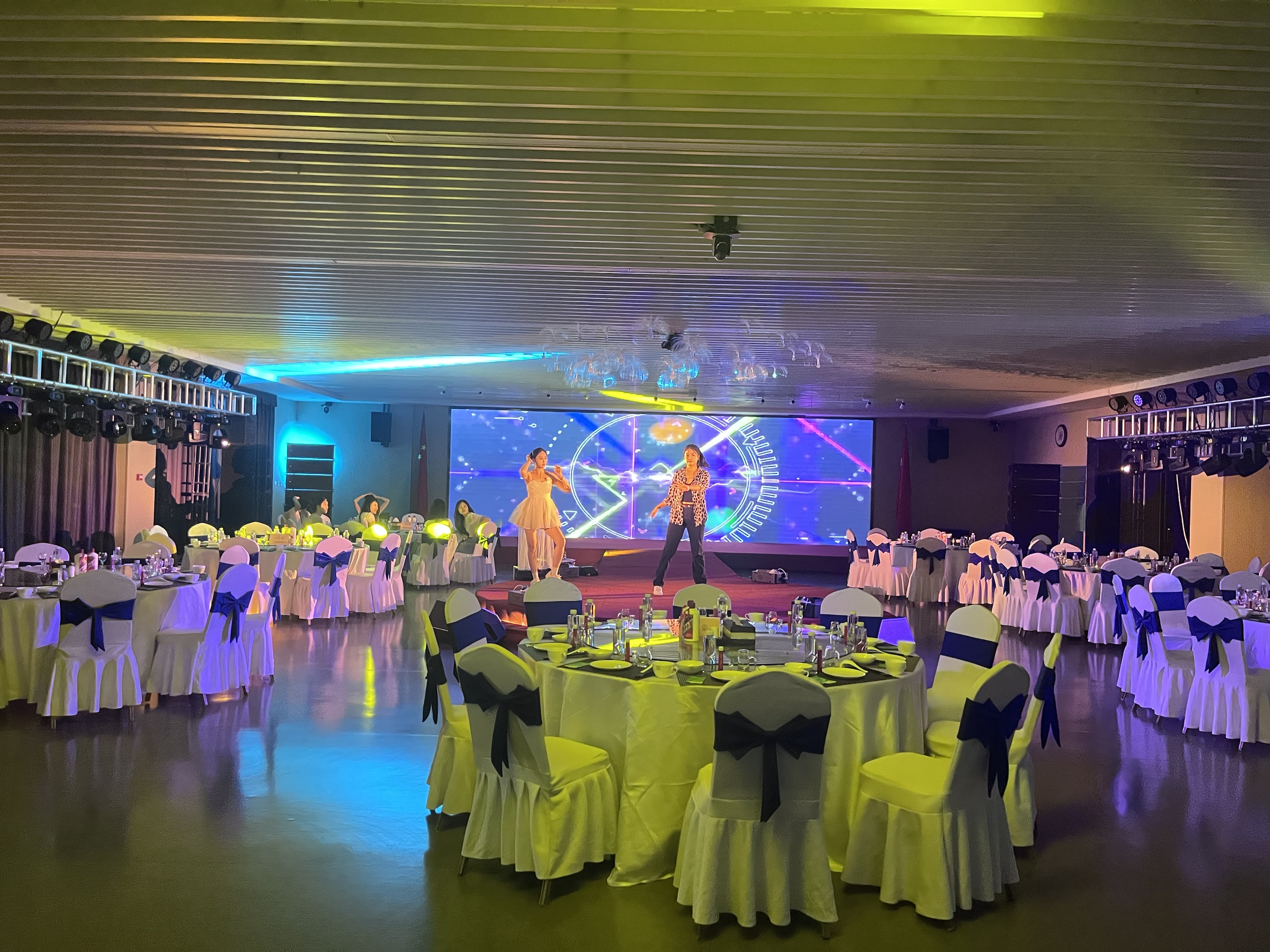 b112598f-044d-44e9-8bb5-4772eac8f83a