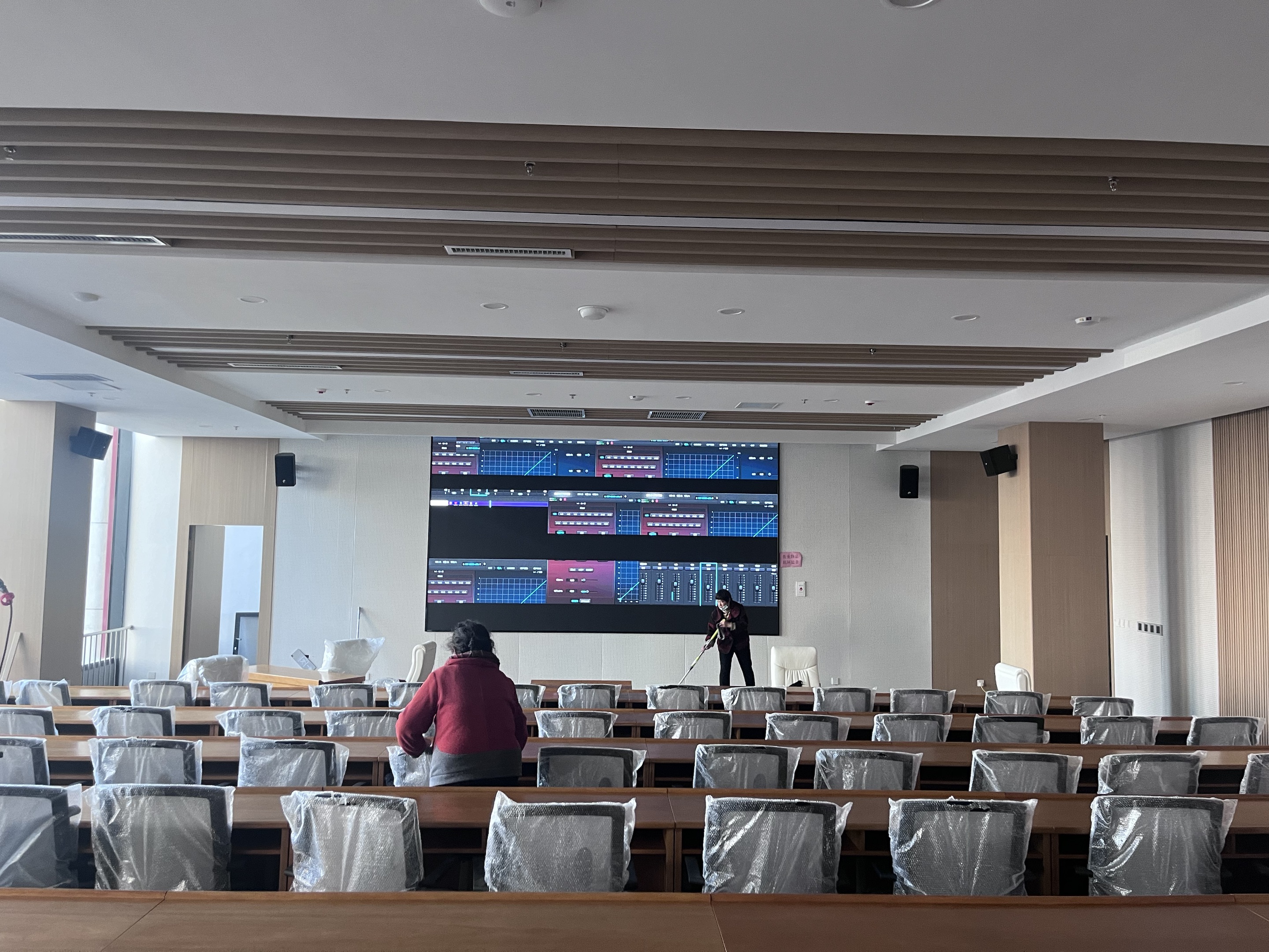 7afa3270-aaf8-4876-8cf7-d945ab047a66